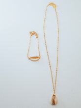 Charger l&#39;image dans la galerie, Collier Coquillage

