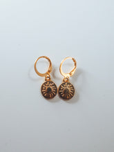 Charger l&#39;image dans la galerie, Boucles d&#39;oreilles Soleil
